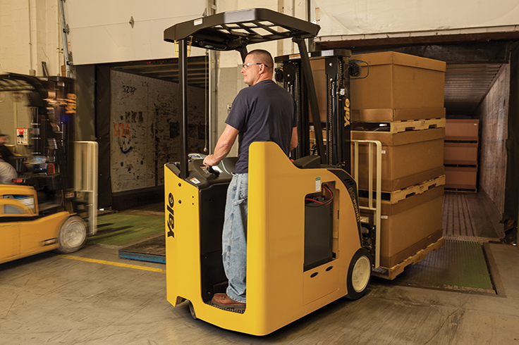 Stand up forklift | Provides optimal maneuverability while turning